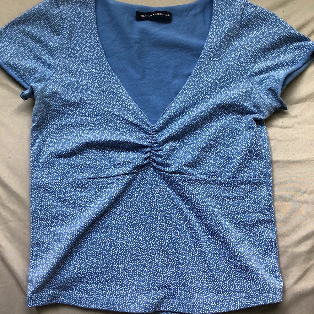 BRANDY MELVILLE FLORAL GINA TOP